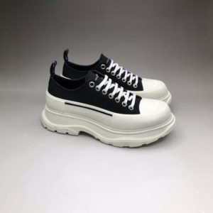 ALEXANDER MCQUEEN TREAD SLICK LACE UP SNEAKERS<br>알렉산더 맥퀸 트레드 슬릭 레이스업 스니커즈<br><i>남여공용 35-44 SIZE</i>