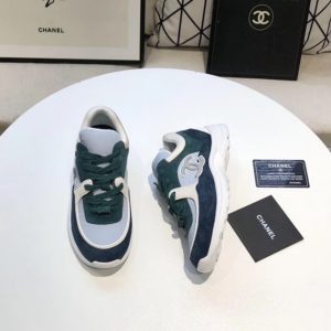 CHANEL CC LOGO SNEAKERS<br>샤넬 CC 로고 스니커즈<br><i>35-41 SIZE</i>