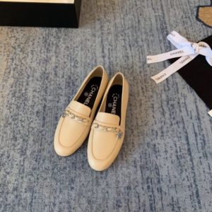 CHANEL LEATHER LOAFER<br>샤넬 레더 로퍼<br><i>35-40 SIZE 이태리소가죽</i>