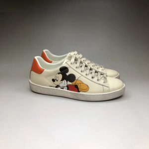 GUCCI ACE LATHER SNEAKERS<br>구찌 에이스 레더 스니커즈<br><i>남여공용 35-44 SIZE dirty washing</i>