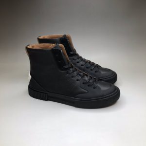 GIVENCHY MID-HEIGHT LEATHER SNEAKER 지방시 미드-하이 레더 스니커즈