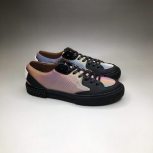 GIVENCHY LOW HOLOGRAPHIC SNEAKER 지방시 로우 홀로그래픽 스니커즈
