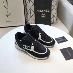 CHANEL CC LOGO SNEAKERS 샤넬 CC 로고 스니커즈