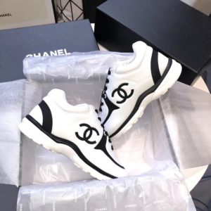 CHANEL CC LOGO SNEAKERS 샤넬 CC 로고 스니커즈