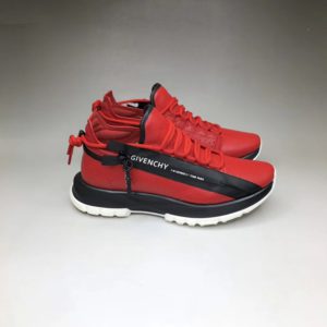 GIVENCHY SPECTRE RUNNER SNEAKERS 지방시 스펙터 러너 스니커즈