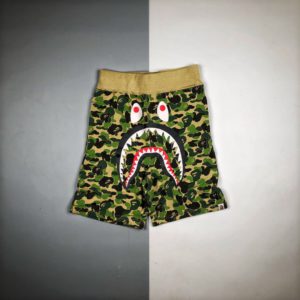 [BAPE] 베이프 카모 샤크 쇼츠 20SS 반바지 ABC Camo Shark Shorts