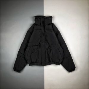 [FEAR OF GOD] 피어오브갓 FOG ESSENTIALS 스탠드 칼라 코튼 패딩 재킷