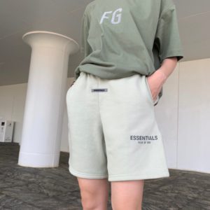 [FEAR OF GOD] 피어오브갓 FOG ESSENTIALS 21ss Reflective Logo Letter Shorts Matcha Green