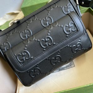 [GUCCI] 구찌 GG embossed messenger bag