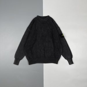 [STONE ISLAND] 스톤아일랜드 암 로고 라운드넥 스웨터