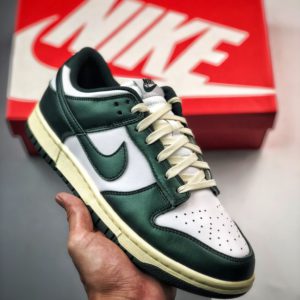 [NIKE] 나이키 덩크 로우 Dunk Low “Vintage Green”