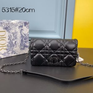 [Dior] 디올 Caro 미디엄 백 블랙 퀼트 매크로까나쥬 송아지 가죽