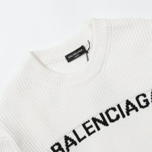 [BALENCIAGA] 발렌시아가 클래식 가슴 프론트 로고 크루넥 스웨터