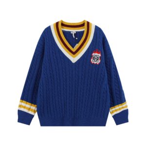 [LOEWE] 로에베 New College 로고 자수 가슴 라벨 브이넥 스웨터