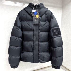 [FENDI] 펜디 클래식 다운 재킷