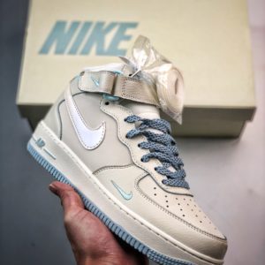 [NIKE] Air Force 1 ’07 Mid 베이지 아이스 블루