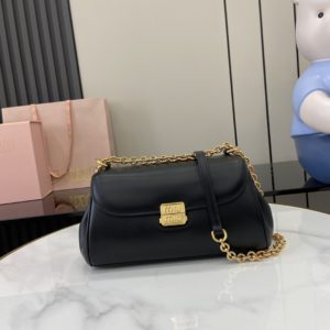 Miu Miu 미우 미우 바게트 백 가죽 체인백 24cm